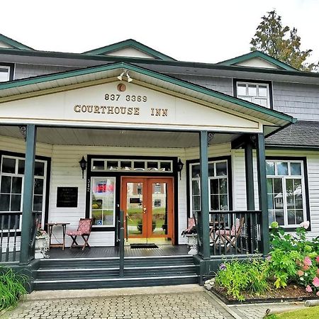 Courthouse Inn Revelstoke Kültér fotó
