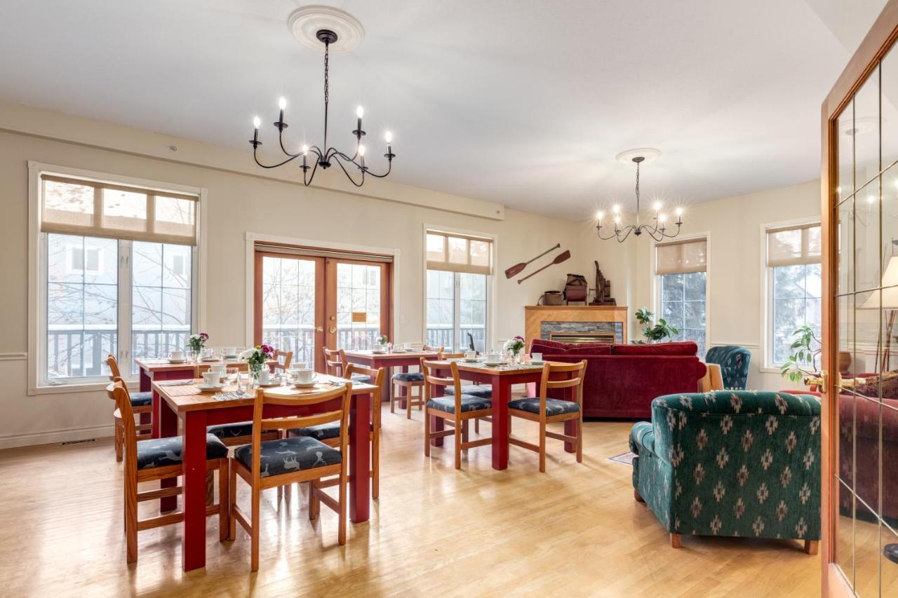 Courthouse Inn Revelstoke Kültér fotó