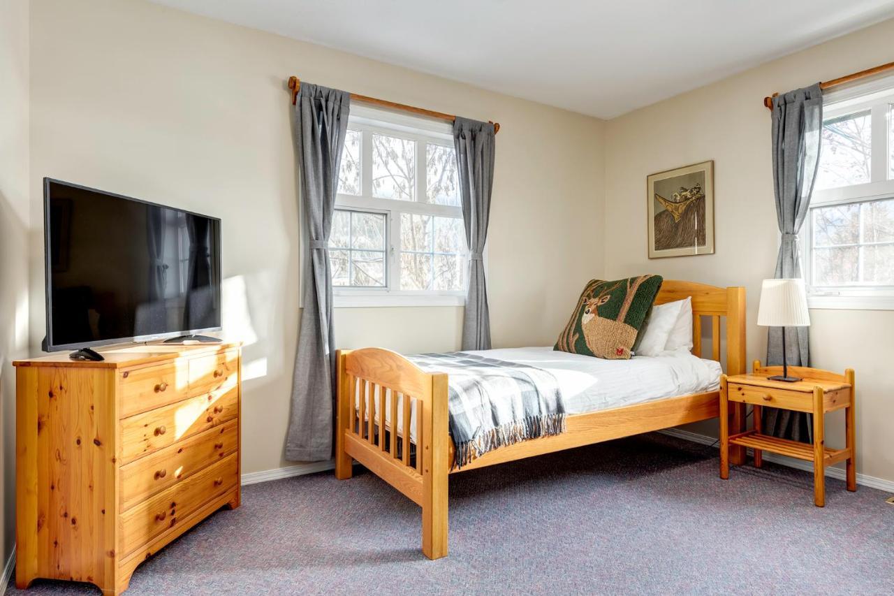 Courthouse Inn Revelstoke Kültér fotó